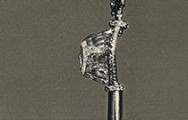 IMG - glossary - thumb - scepter - 75705 210x135
