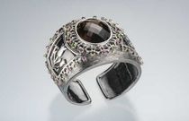 IMG - glossary - thumb - cuff - 198499 210x135