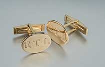 IMG - glossary - thumb - cuff link - 228238 210x135
